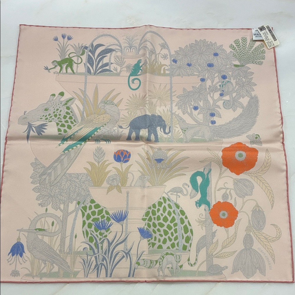 NWT Hermes Silk Scarf Gavroche Twill Precious Paradise Detail Botanical Animal - Picture 8 of 10